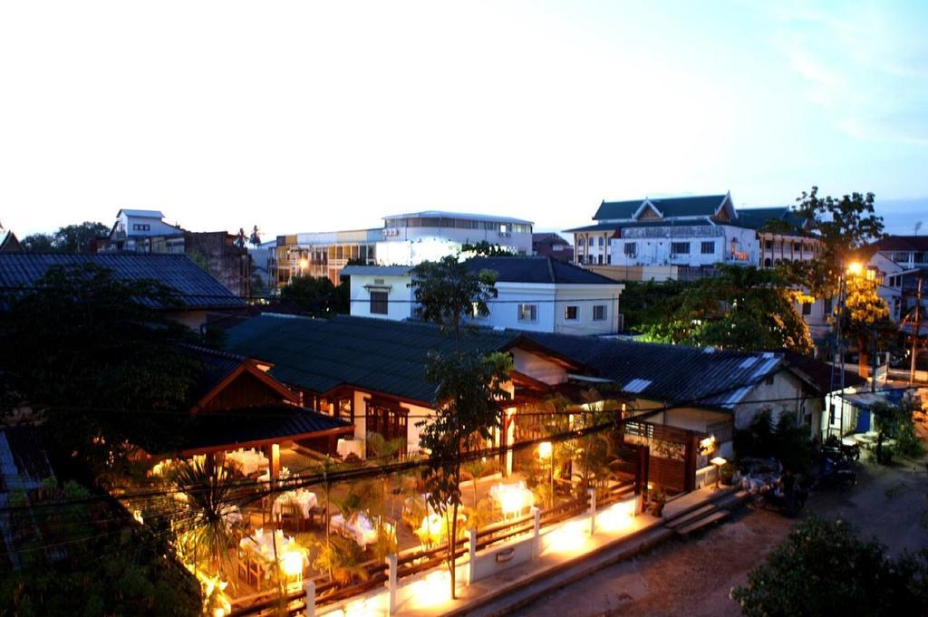 Avilla Phasouk Hotel Vientiane Eksteriør billede